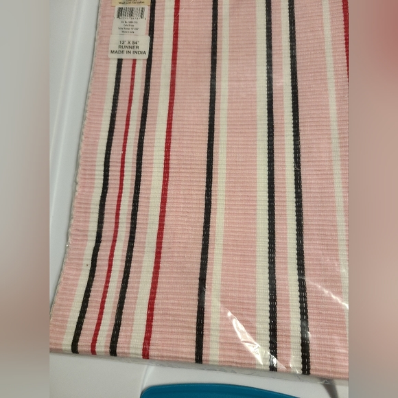 Split-P Table Runner - Cafe Stripe design - Picture 5 of 8